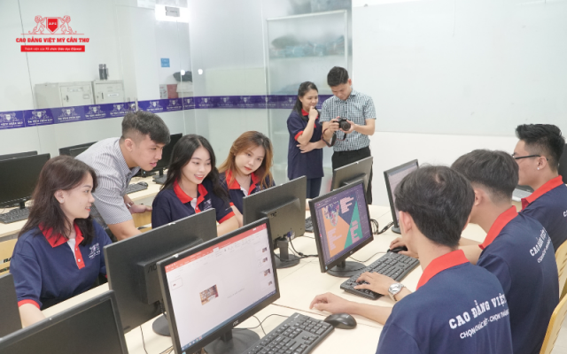 Ngành Công nghệ thông tin tại Cao đẳng Việt Mỹ Cần Thơ