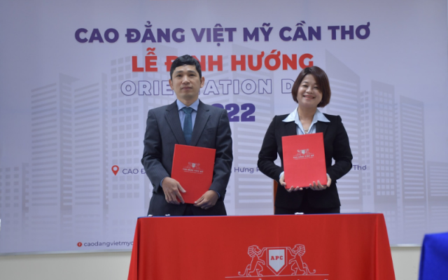 Cao Đẳng Việt Mỹ Cần Thơ ký kết hợp tác với Công ty TNHH IVS