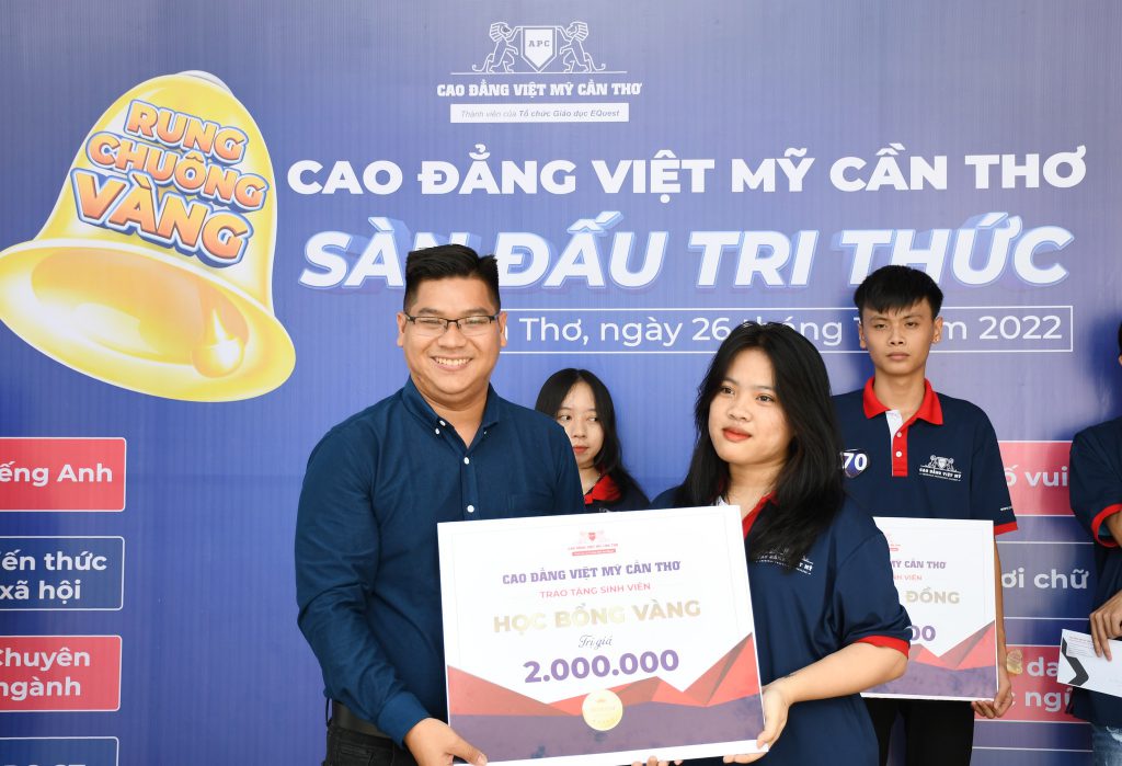 Bạn Nguyễn Thị Tường Vy - Rung chuông Vàng Sàn đấu tri thức 2022
